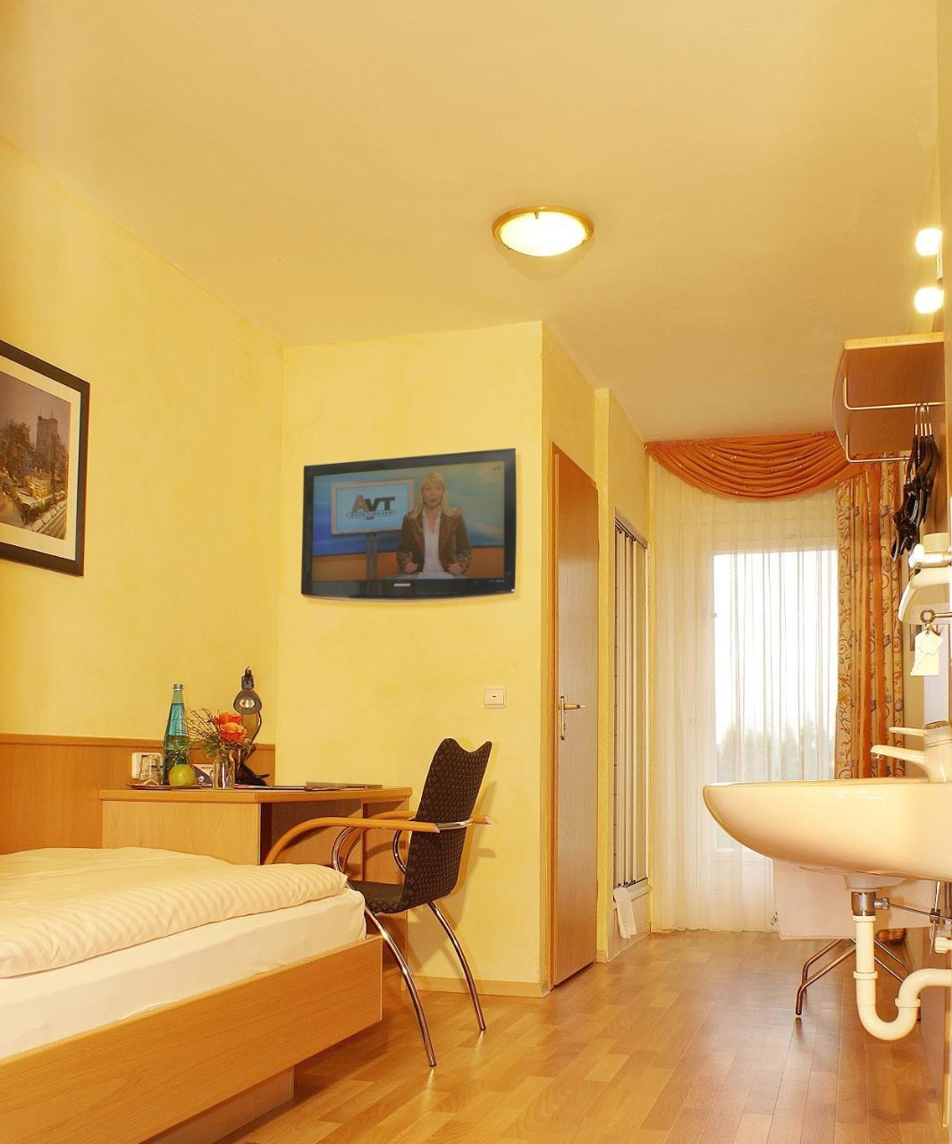 Berg-Cafe Hotell Kempten Exteriör bild